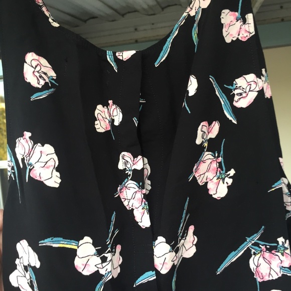 Gap floral print sleeveless blouse - Picture 2 of 5